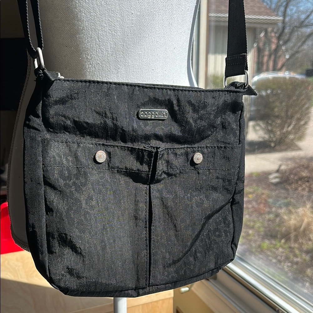 Baggallini Black Crossbody Bag